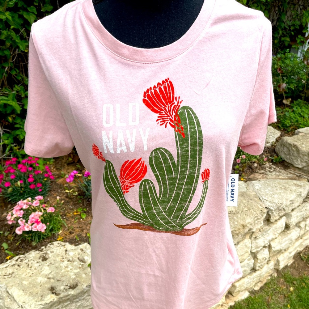 Pink, short-sleeve, Logo Graphic, T-shirt, size M